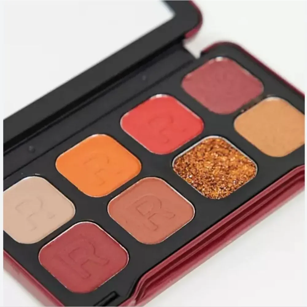 Revolution Beauty Forever Dynamic Eyeshadow Palette